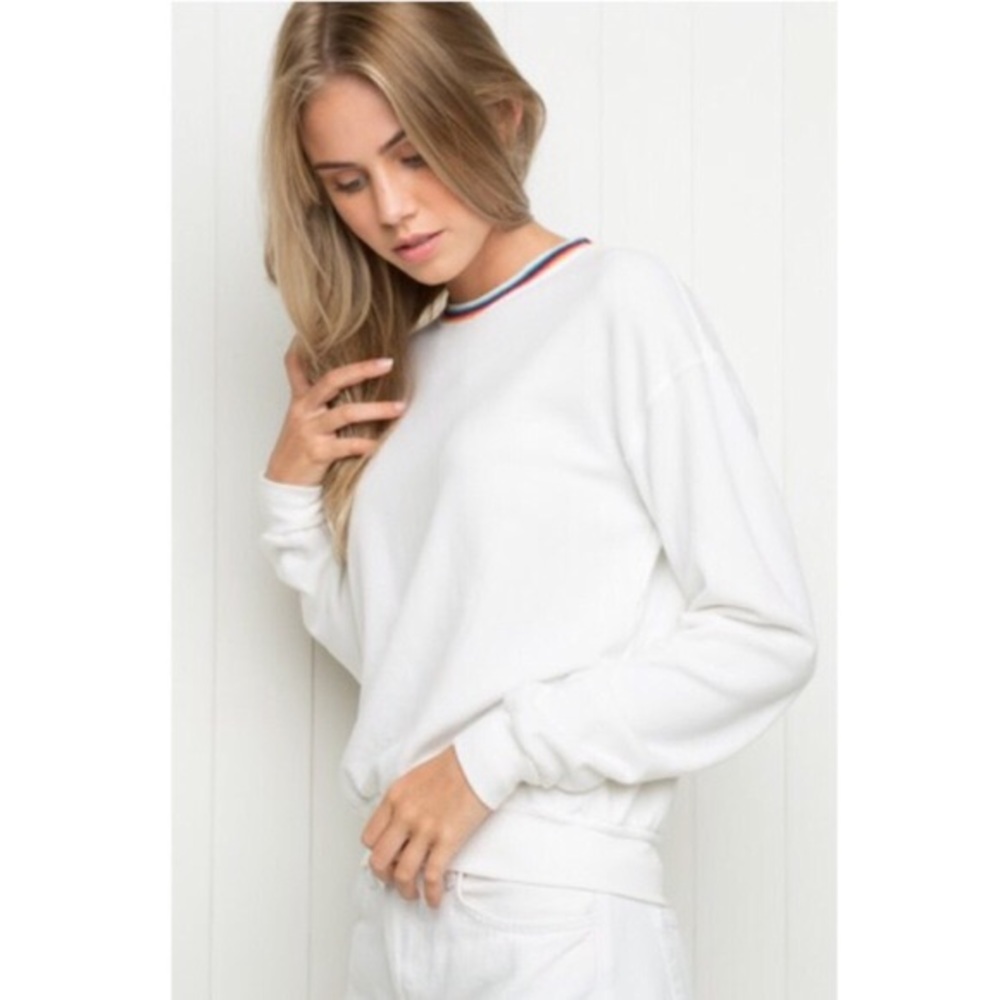 White long sleeve with rainbow collar